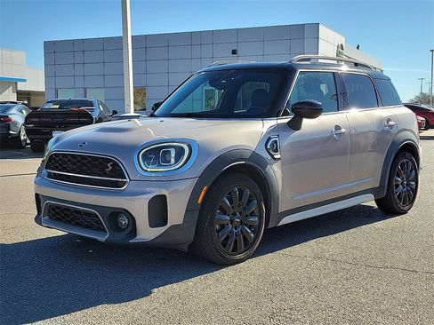 Used 2022 MINI Cooper Countryman S w/ Signature Upholstery Package image 5