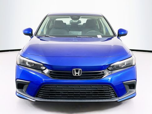 Used 2022 Honda Civic LX image 2