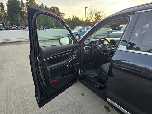 New 2025 Kia Telluride S image 20