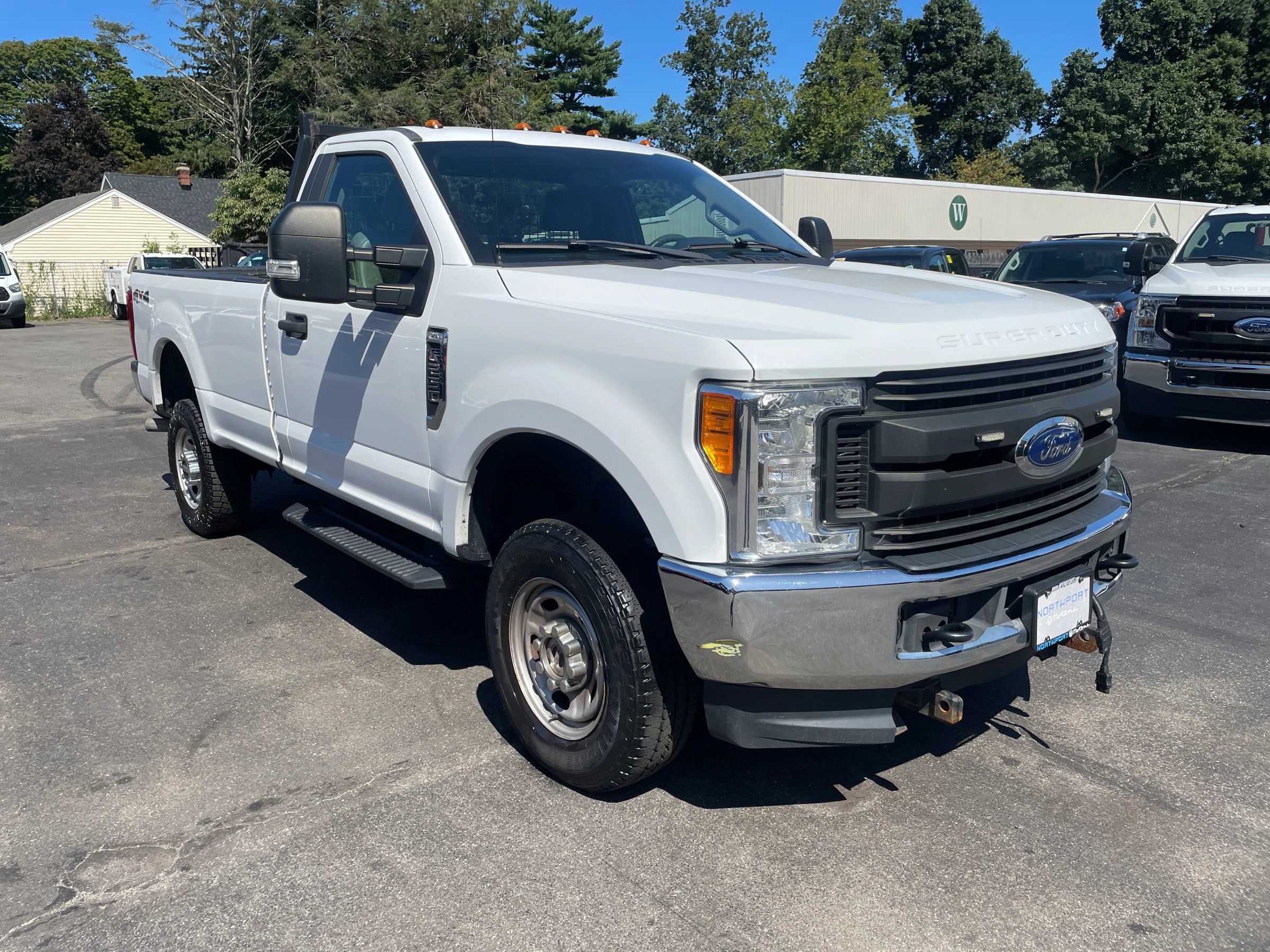 Used 2017 Ford F250 XL w/ Power Equipment Group AWD/4WD image 8