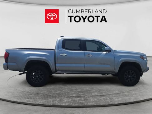 Used 2023 Toyota Tacoma SR5 AWD/4WD image 6