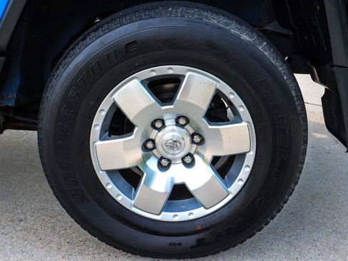 Used 2007 Toyota FJ Cruiser 4WD w/ Upgrade Pkg 1 image 18