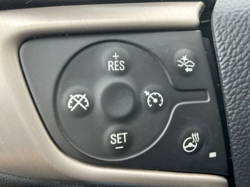 Used 2023 GMC Acadia Denali w/ Denali Technology Package image 21