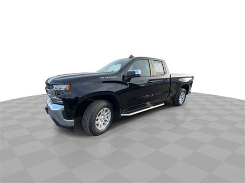 Certified 2020 Chevrolet Silverado 1500 LT w/ LT Value Package image 4