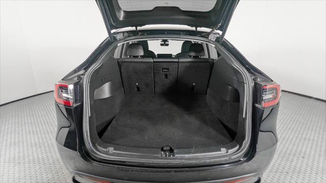 Used 2022 Tesla Model Y Long Range AWD/4WD image 14