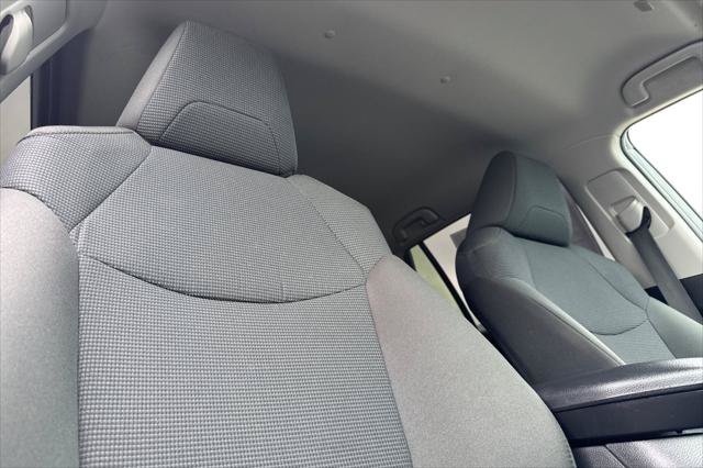 Certified 2024 Toyota RAV4 LE AWD/4WD image 17