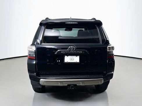 Used 2020 Toyota 4Runner TRD Off-Road image 6