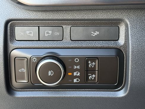 Used 2024 Ford F250 Lariat AWD/4WD image 25