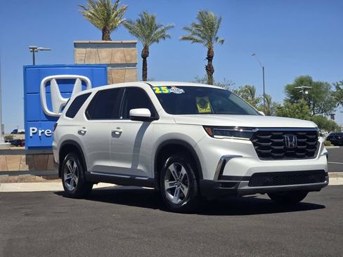 Certified 2023 Honda Pilot EX-L image 3