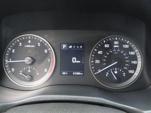 Used 2018 Hyundai Tucson Sport image 20