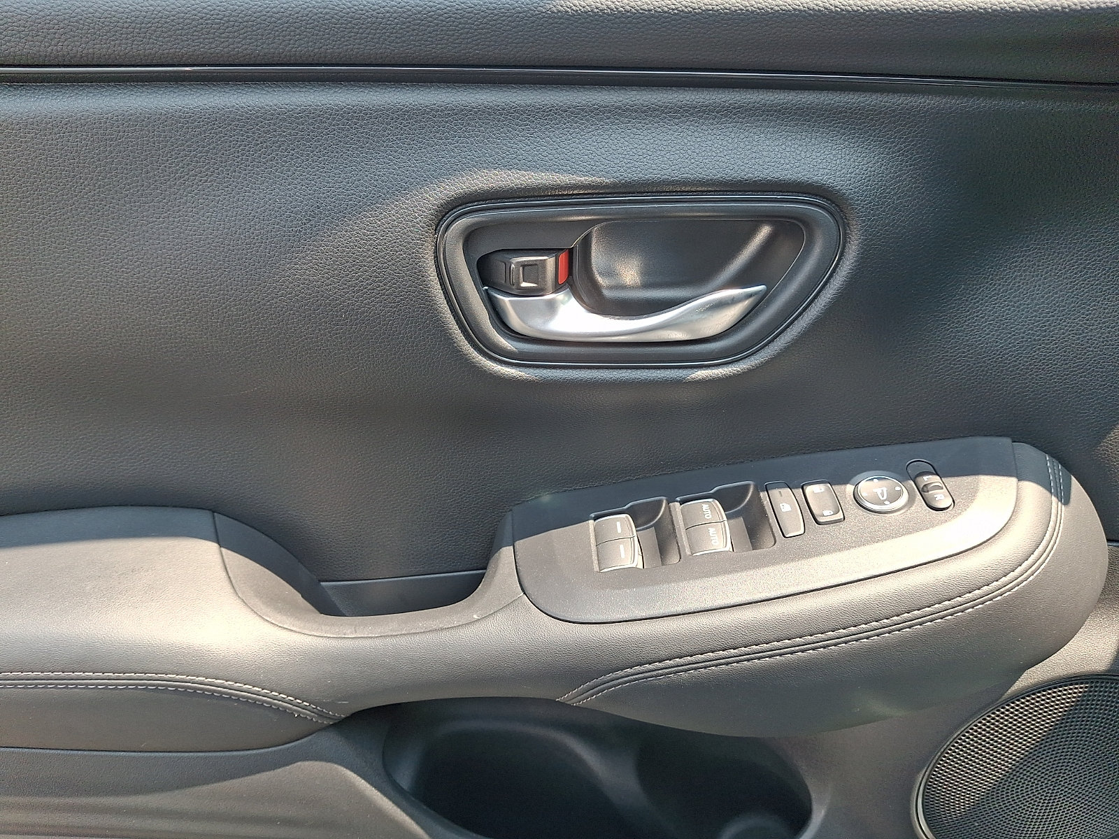 Certified 2024 Honda HR-V EX-L image 11