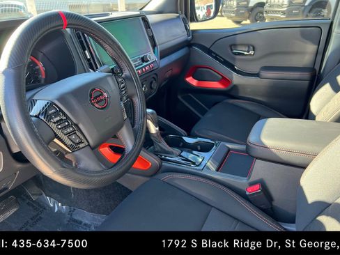 Used 2025 Nissan Frontier PRO-X image 15