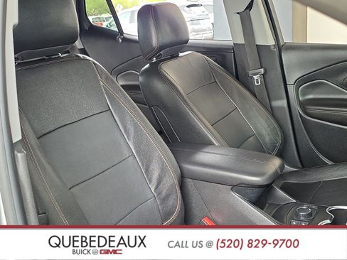 Used 2020 GMC Terrain SLT w/ Preferred Package FWD image 28
