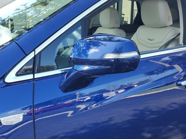 Certified 2023 Cadillac XT5 Premium Luxury w/ LPO, Floor Liner Package AWD/4WD image 13