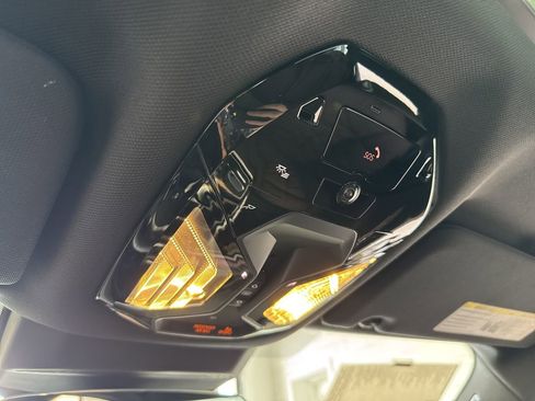 New 2026 BMW 740i xDrive image 37