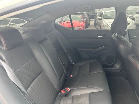 Used 2024 Nissan Altima 2.5 SR FWD image 13