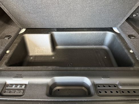 Used 2026 Jeep Wrangler Unlimited Rubicon w/ Safety Group AWD/4WD image 6