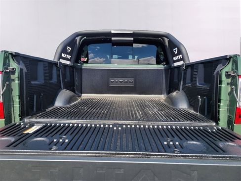 Used 2024 Nissan Titan SV w/ SV Bronze Edition Package image 5