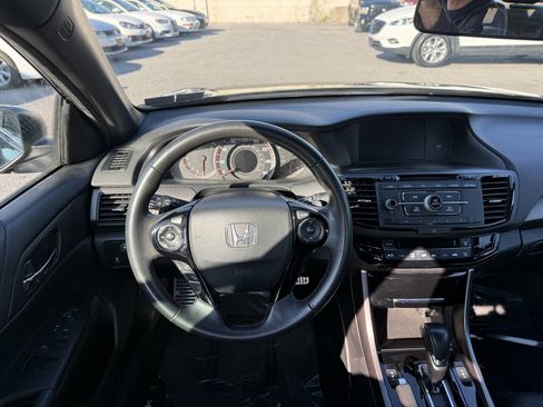 Used 2017 Honda Accord Sport Special Edition image 14