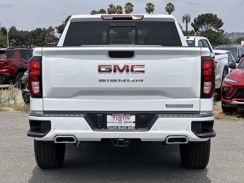 New 2026 GMC Sierra 1500 Elevation w/ Elevation Premium Package AWD/4WD image 4