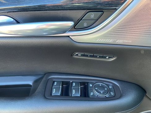 Used 2020 Cadillac XT5 Premium Luxury image 14