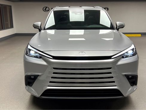 New 2026 Lexus TX 350 AWD image 2