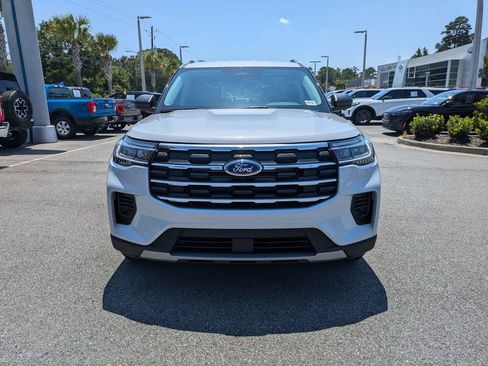 New 2026 Ford Explorer Active RWD image 9