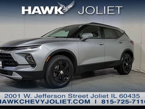 Used 2024 Chevrolet Blazer LT w/ Convenience Package image 3