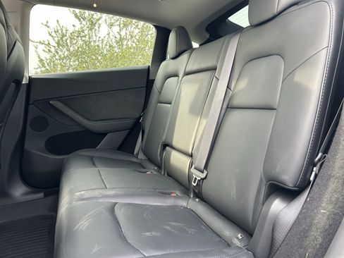 Used 2024 Tesla Model Y Long Range image 13