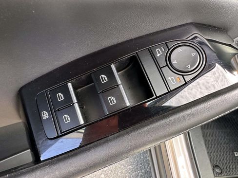 Used 2023 MAZDA CX-30 AWD 2.5 S w/ Preferred Package image 9