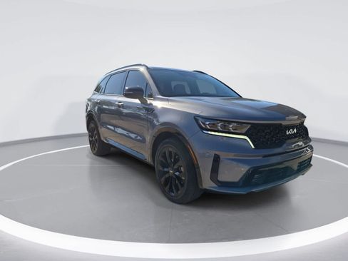 Used 2023 Kia Sorento SX FWD image 2