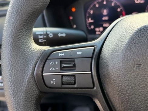 Used 2023 Honda Accord EX image 27