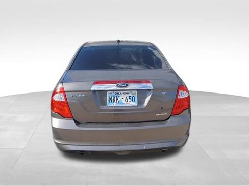 Used 2011 Ford Fusion SEL image 3