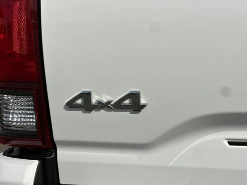 Used 2020 Toyota Tacoma SR image 29