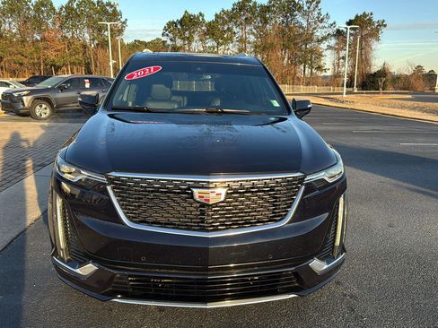 Used 2021 Cadillac XT6 Premium Luxury image 7