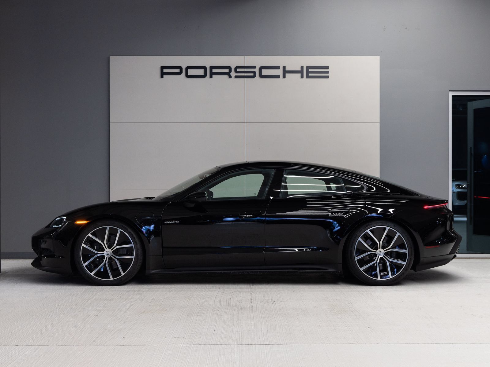 Used 2026 Porsche Taycan RWD image 2