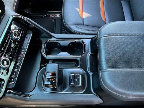 Used 2023 GMC Sierra 1500 AT4 w/ AT4 Preferred Package image 19