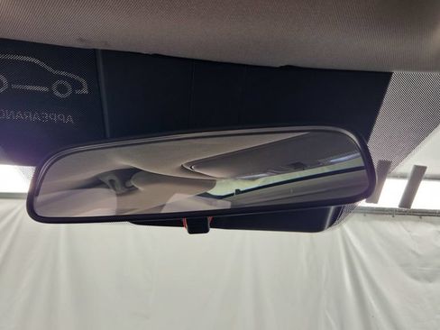 Used 2025 Kia Telluride S AWD/4WD image 35