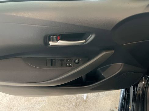 Used 2021 Toyota Corolla LE w/ Carpet Mat Package (TMS) image 13