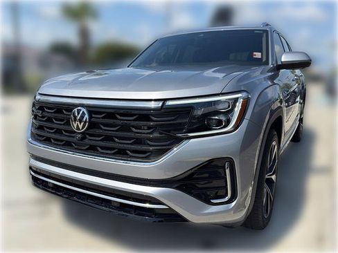 Used 2025 Volkswagen Atlas SEL Premium R-Line AWD/4WD image 3
