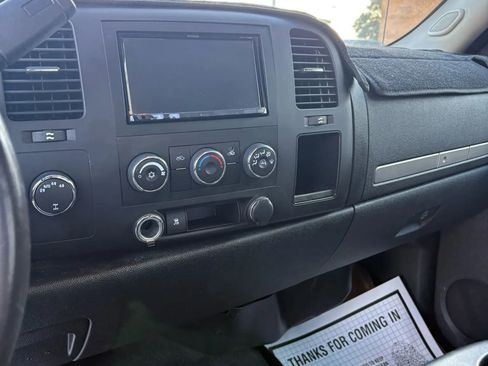 Used 2011 Chevrolet Silverado 1500 LT image 5