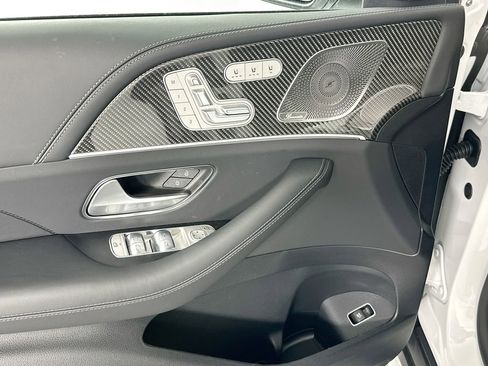New 2026 Mercedes-Benz GLS 63 AMG 4MATIC image 18