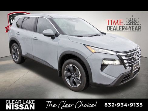 Certified 2026 Nissan Rogue SV FWD image 9