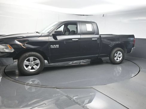 Used 2015 RAM 1500 Classic SLT RWD image 4