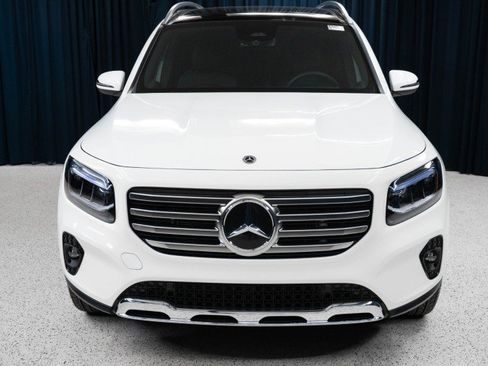 Certified 2026 Mercedes-Benz GLB 250 image 2