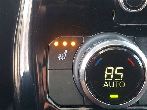 Used 2022 Toyota Highlander XSE image 24