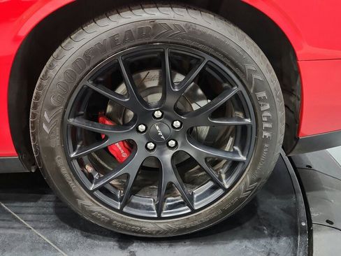 Used 2016 Dodge Challenger SRT Hellcat RWD image 36