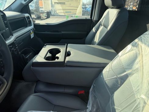 New 2024 Ford F550 4x4 Regular Cab Super Duty image 15