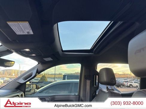 Used 2019 GMC Sierra 1500 AT4 w/ AT4 Premium Package image 4