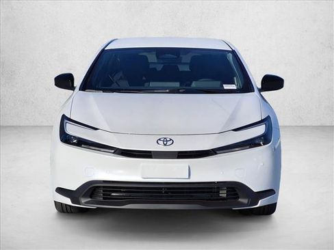 New 2027 Toyota Prius LE FWD image 6